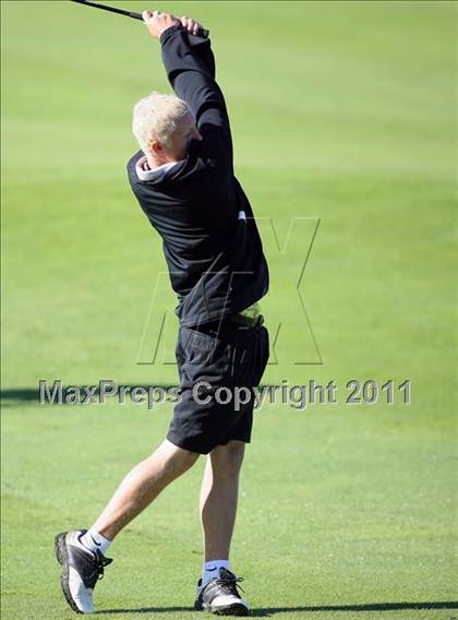 Thumbnail 3 in Legacy Golf Invitational photogallery.