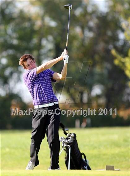 Thumbnail 3 in Legacy Golf Invitational photogallery.