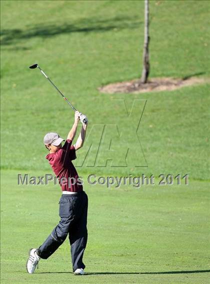 Thumbnail 1 in Legacy Golf Invitational photogallery.