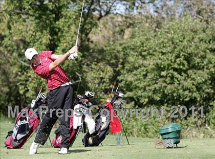 Thumbnail 2 in Legacy Golf Invitational photogallery.