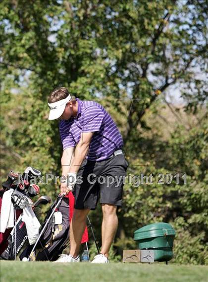 Thumbnail 3 in Legacy Golf Invitational photogallery.
