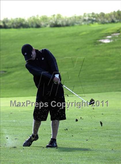 Thumbnail 3 in Legacy Golf Invitational photogallery.