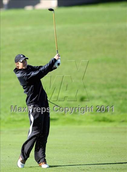 Thumbnail 2 in Legacy Golf Invitational photogallery.