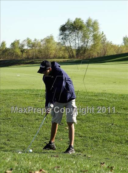Thumbnail 3 in Legacy Golf Invitational photogallery.