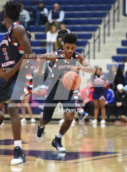 Thumbnail 3 in Eastmoor Academy vs. Springfield photogallery.