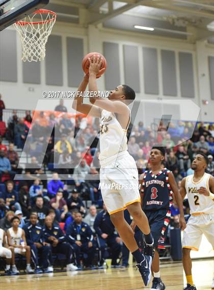 Thumbnail 2 in Eastmoor Academy vs. Springfield photogallery.