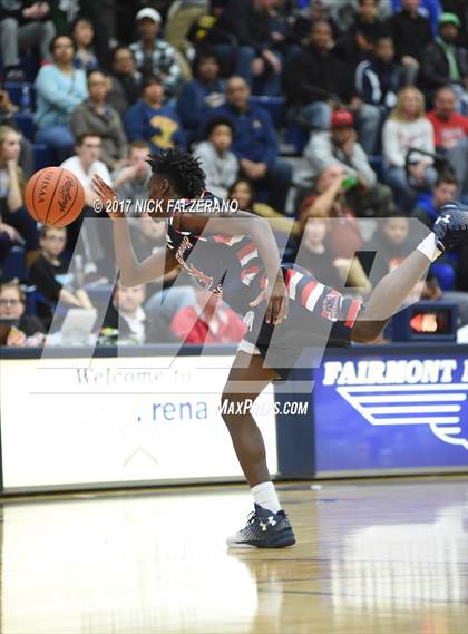 Thumbnail 1 in Eastmoor Academy vs. Springfield photogallery.