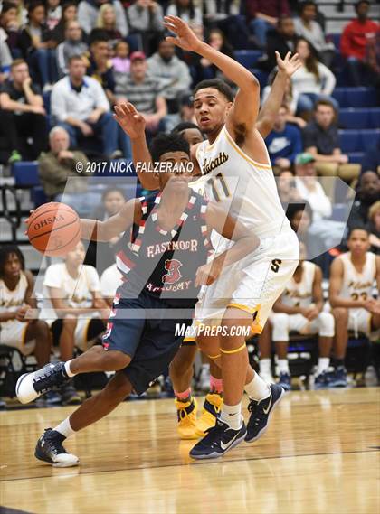 Thumbnail 3 in Eastmoor Academy vs. Springfield photogallery.