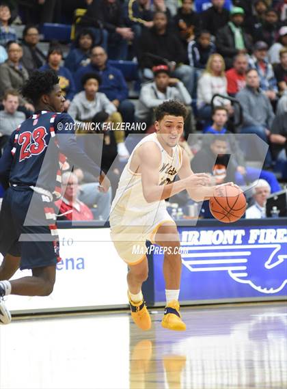 Thumbnail 2 in Eastmoor Academy vs. Springfield photogallery.