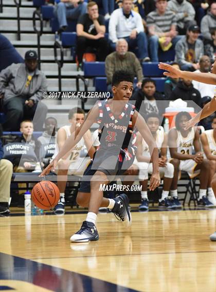 Thumbnail 1 in Eastmoor Academy vs. Springfield photogallery.