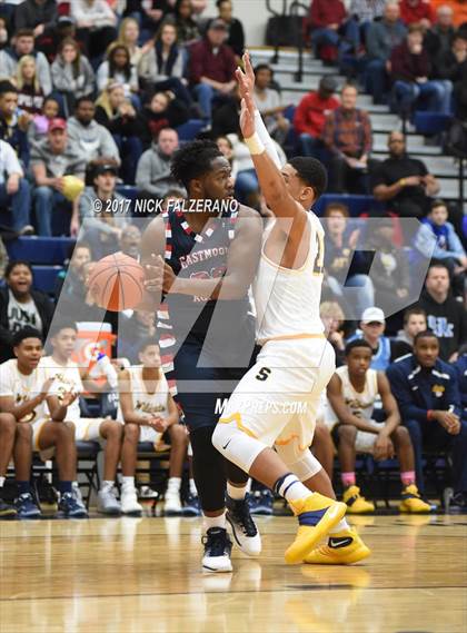 Thumbnail 1 in Eastmoor Academy vs. Springfield photogallery.