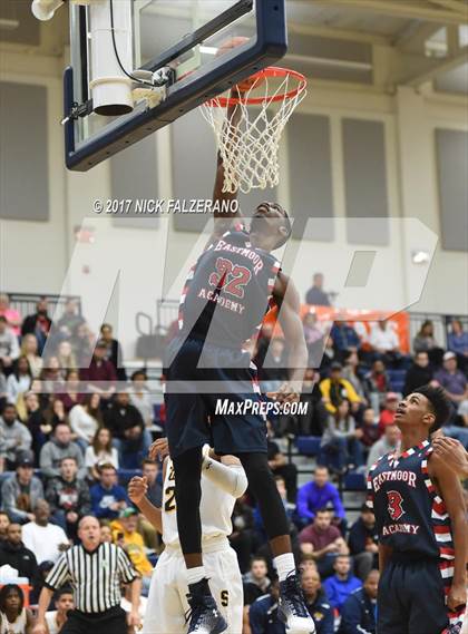 Thumbnail 1 in Eastmoor Academy vs. Springfield photogallery.