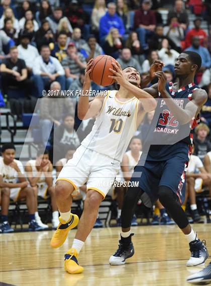 Thumbnail 2 in Eastmoor Academy vs. Springfield photogallery.