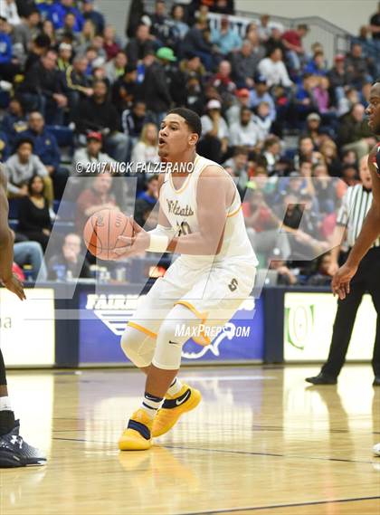 Thumbnail 1 in Eastmoor Academy vs. Springfield photogallery.
