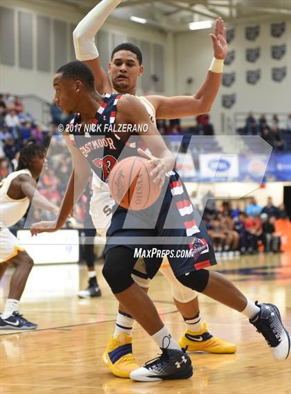Thumbnail 2 in Eastmoor Academy vs. Springfield photogallery.