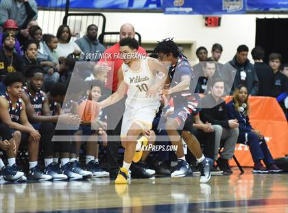 Thumbnail 1 in Eastmoor Academy vs. Springfield photogallery.