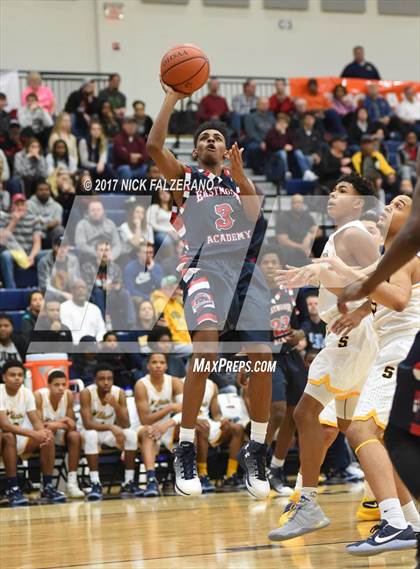 Thumbnail 2 in Eastmoor Academy vs. Springfield photogallery.