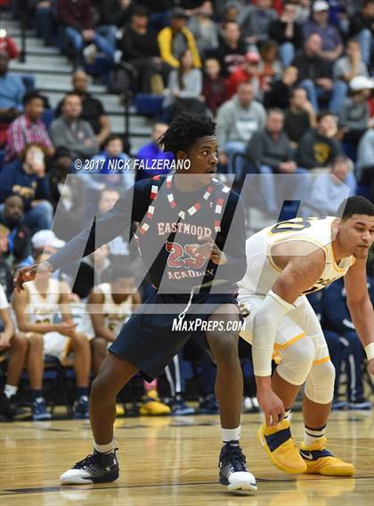 Thumbnail 2 in Eastmoor Academy vs. Springfield photogallery.