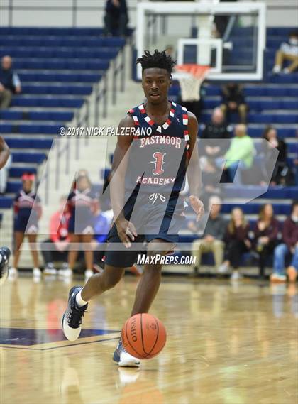 Thumbnail 2 in Eastmoor Academy vs. Springfield photogallery.