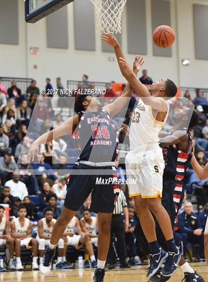 Thumbnail 2 in Eastmoor Academy vs. Springfield photogallery.