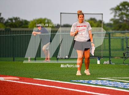 Thumbnail 3 in Granger vs Bremond (UIL 2A Reg IV Quarterfinal) photogallery.