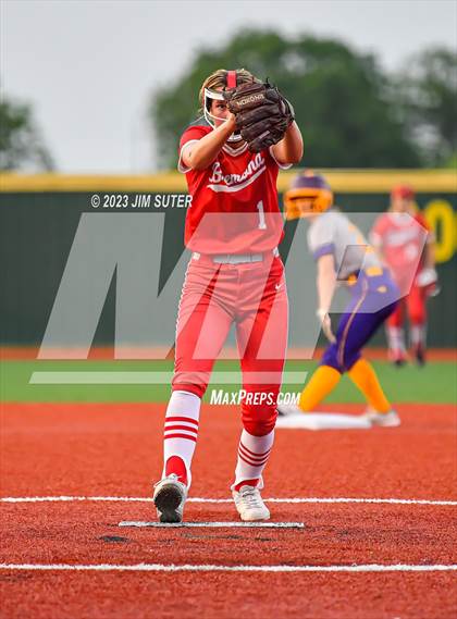 Thumbnail 1 in Granger vs Bremond (UIL 2A Reg IV Quarterfinal) photogallery.