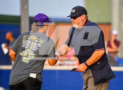 Thumbnail 3 in Granger vs Bremond (UIL 2A Reg IV Quarterfinal) photogallery.