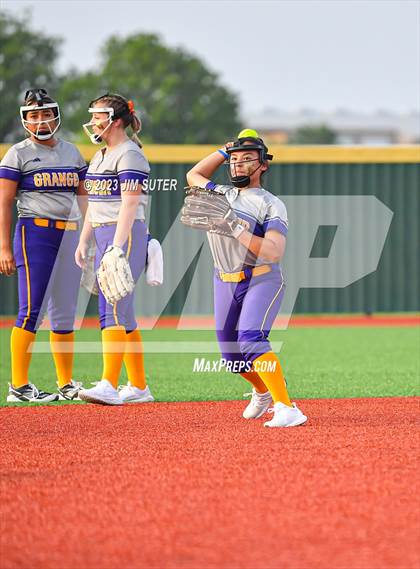 Thumbnail 3 in Granger vs Bremond (UIL 2A Reg IV Quarterfinal) photogallery.