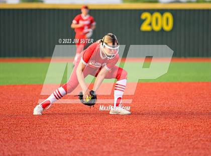 Thumbnail 2 in Granger vs Bremond (UIL 2A Reg IV Quarterfinal) photogallery.