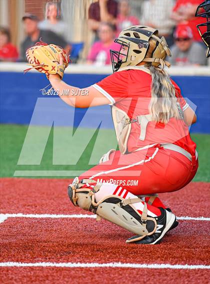 Thumbnail 1 in Granger vs Bremond (UIL 2A Reg IV Quarterfinal) photogallery.