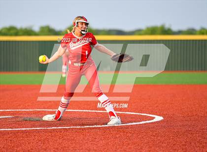 Thumbnail 2 in Granger vs Bremond (UIL 2A Reg IV Quarterfinal) photogallery.