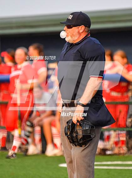 Thumbnail 2 in Granger vs Bremond (UIL 2A Reg IV Quarterfinal) photogallery.