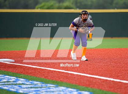 Thumbnail 3 in Granger vs Bremond (UIL 2A Reg IV Quarterfinal) photogallery.