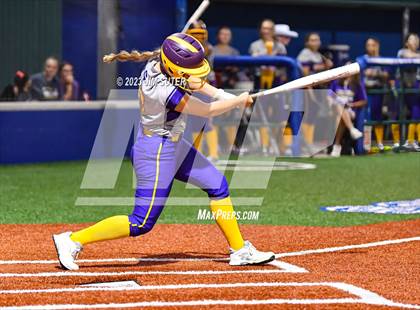 Thumbnail 3 in Granger vs Bremond (UIL 2A Reg IV Quarterfinal) photogallery.