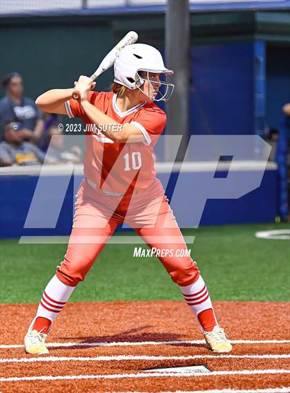 Thumbnail 3 in Granger vs Bremond (UIL 2A Reg IV Quarterfinal) photogallery.