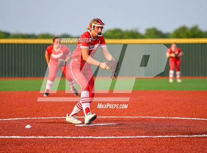 Thumbnail 2 in Granger vs Bremond (UIL 2A Reg IV Quarterfinal) photogallery.
