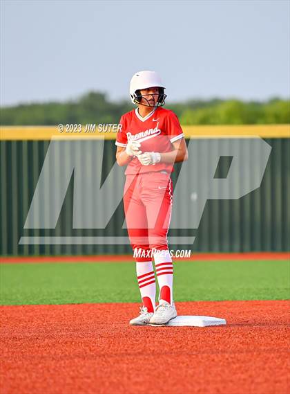 Thumbnail 1 in Granger vs Bremond (UIL 2A Reg IV Quarterfinal) photogallery.