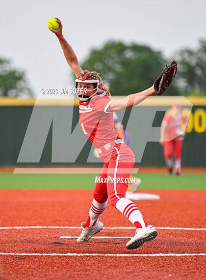 Thumbnail 1 in Granger vs Bremond (UIL 2A Reg IV Quarterfinal) photogallery.