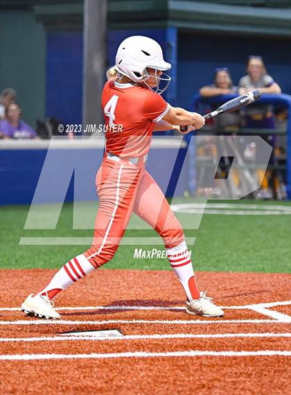 Thumbnail 2 in Granger vs Bremond (UIL 2A Reg IV Quarterfinal) photogallery.