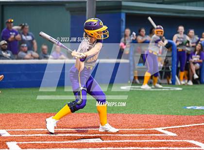 Thumbnail 1 in Granger vs Bremond (UIL 2A Reg IV Quarterfinal) photogallery.