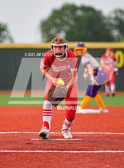 Thumbnail 3 in Granger vs Bremond (UIL 2A Reg IV Quarterfinal) photogallery.