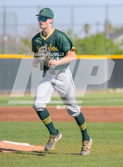 Thumbnail 1 in Santa Barbara vs. Ridgeview (Coach Bob Invitational) photogallery.