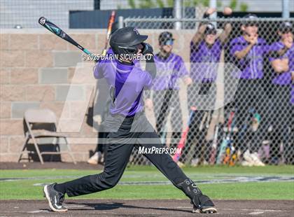 Thumbnail 1 in Santa Barbara vs. Ridgeview (Coach Bob Invitational) photogallery.