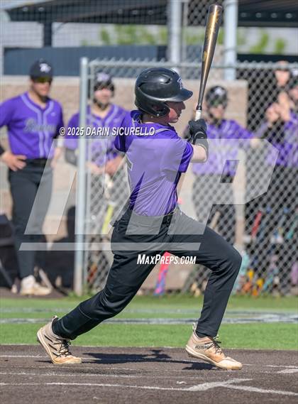 Thumbnail 2 in Santa Barbara vs. Ridgeview (Coach Bob Invitational) photogallery.