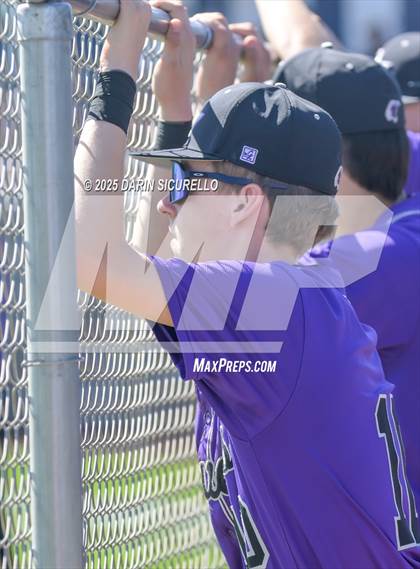 Thumbnail 3 in Santa Barbara vs. Ridgeview (Coach Bob Invitational) photogallery.