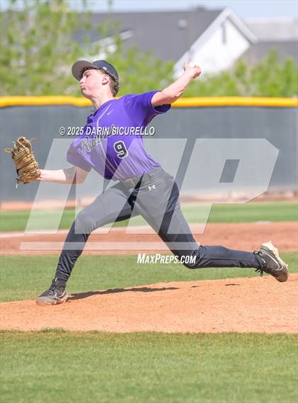 Thumbnail 1 in Santa Barbara vs. Ridgeview (Coach Bob Invitational) photogallery.
