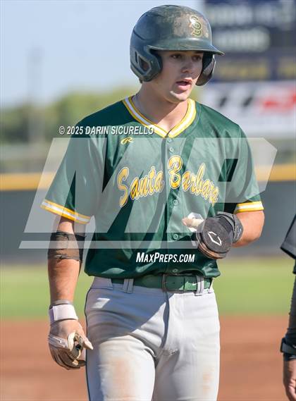 Thumbnail 1 in Santa Barbara vs. Ridgeview (Coach Bob Invitational) photogallery.