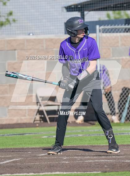 Thumbnail 2 in Santa Barbara vs. Ridgeview (Coach Bob Invitational) photogallery.