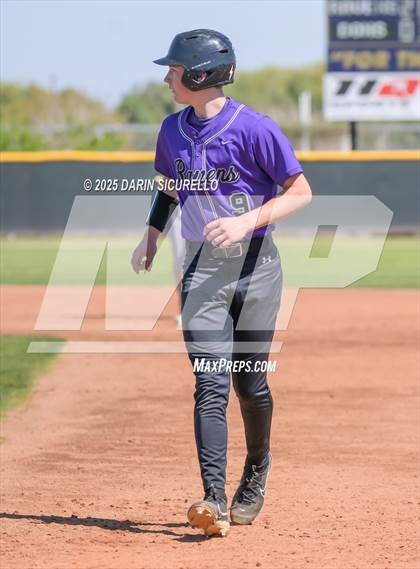 Thumbnail 3 in Santa Barbara vs. Ridgeview (Coach Bob Invitational) photogallery.