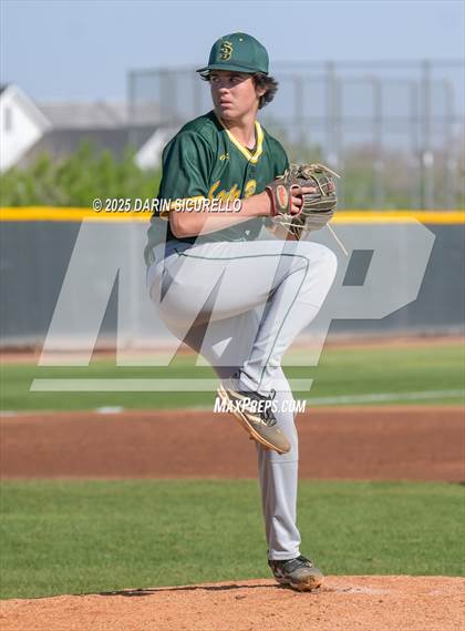 Thumbnail 1 in Santa Barbara vs. Ridgeview (Coach Bob Invitational) photogallery.